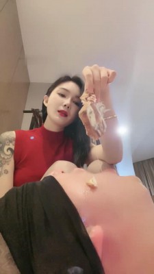 图片[4]_【筱月】喂食场-浓痰咀嚼物/鞋垫面包-丝袜内库塞嘴/深喉吐_HD绳艺资源