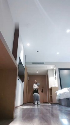 图片[2]_【沉鱼圣上】高跟踩狗爪/骑马爬行/挠痒手铐反绑/脚踩喂食_HD绳艺资源