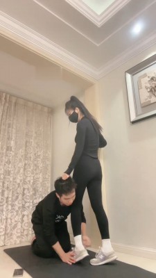 【桃幼幼】白袜jio玩弄瑜伽教练_HD绳艺资源