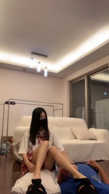 图片[2]_【宝爷】JK学院风-踩踏/圣水/恋足舔_HD绳艺资源