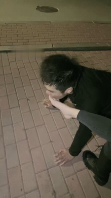 图片[6]_【桃幼幼】小区楼下长靴遛狗_HD绳艺资源