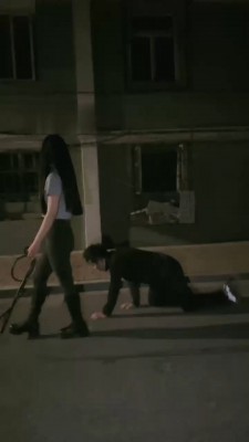 图片[9]_【桃幼幼】小区楼下长靴遛狗_HD绳艺资源