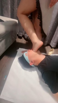 图片[4]_【南乔大大】家奴舔脚伺候/清理深喉专场_HD绳艺资源