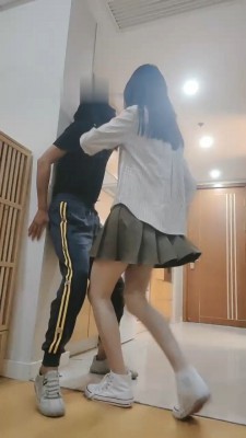 图片[3]_【丫丫啊】小白鞋白袜重度提档/暴踩_HD绳艺资源