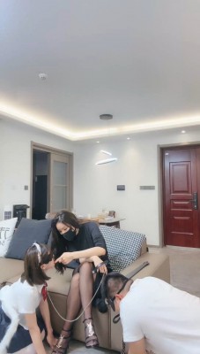 图片[4]_【妆主大大】黑丝高跟长腿-情侣奴非要下跪做狗_HD绳艺资源