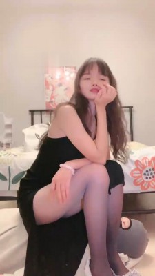 图片[4]_【厌厌】短靴黑丝全体重踩/踢踹/人肉坐垫【完整版】_HD绳艺资源