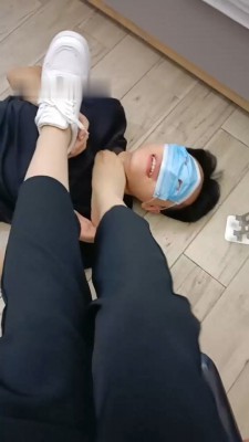 图片[4]_【梵高】开发素人护士S-小白鞋库里丝_HD绳艺资源