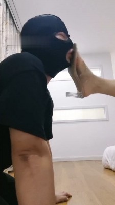 图片[7]_【菀七大小姐】刑场-掐脖窒息/踩踏/耳光/呕吐物_HD绳艺资源