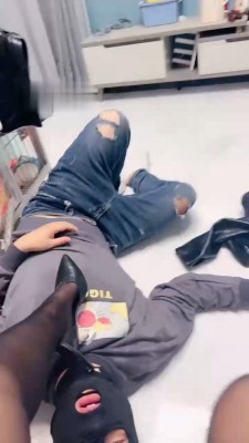 图片[7]_【伊兮夫妻】脏靴子内裤无底线玩私奴_HD绳艺资源