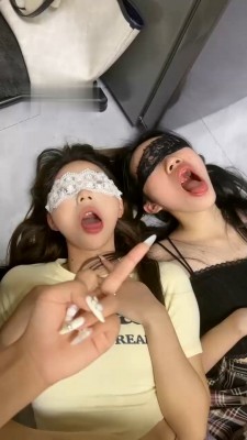 图片[12]_【精神小妹】双母畜-奴下奴-贱狗嘴就是欠虐/狂舔原味_HD绳艺资源