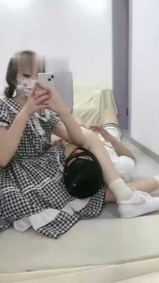 图片[3]_【樱子大人】白鞋白袜踩踏/腿绞窒息/舔脏鞋底_HD绳艺资源