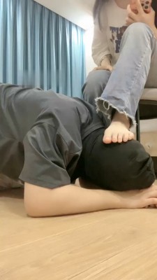 图片[3]_【香芋朱朱】裸足踩脚垫/转胯/提档/踩踏_HD绳艺资源