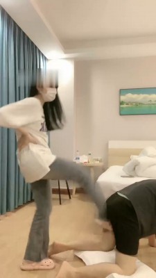 图片[5]_【香芋朱朱】裸足踩脚垫/转胯/提档/踩踏_HD绳艺资源