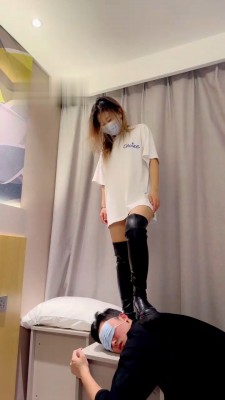 图片[3]_【诗酒S】素人模特-喂食物/黑靴踩头/语言羞辱_HD绳艺资源