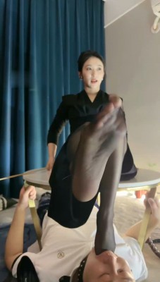 图片[13]_【鑫儿教头】双M应聘家奴求虐废_HD绳艺资源