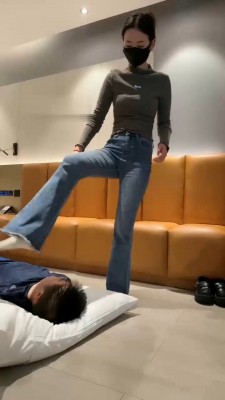 图片[9]_【尤物大大】素人3S-混合圣水享受-袜子塞嘴_HD绳艺资源