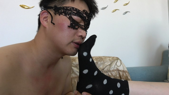 图片[4]_【艾琳S175】踩踏狗脸狗头，强迫贱狗舔鞋底，闻臭脚_HD绳艺资源