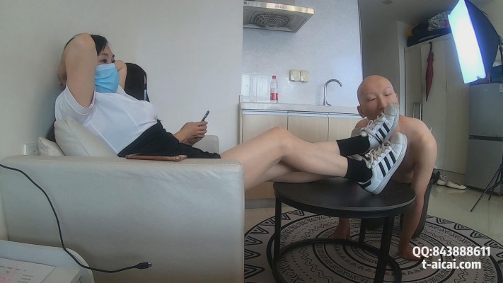 图片[8]_【素人S】开发足浴店姐姐上门《双人阿迪板鞋羞辱》_HD绳艺资源