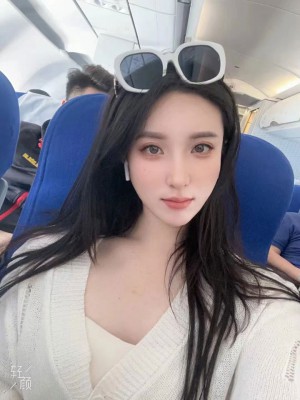 【音洛】舌头刷黑丝裸足脚底/脚耳光碾踩脸_HD绳艺资源