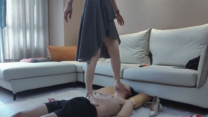 图片[10]_【美丝】脚耳光脚深喉暴虐脚奴——颜面破坏系列（十一）_HD绳艺资源