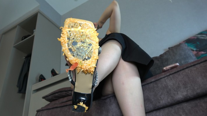 图片[7]_【彼岸花】高跟鞋底美食羞辱_HD绳艺资源