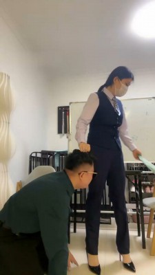 【甜心教主】剧情-房产中介遇到色狼_HD绳艺资源