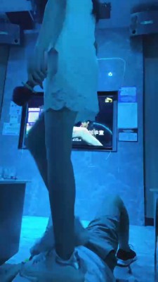 图片[7]_【陈甜女帝】KTV踩踏专场_HD绳艺资源