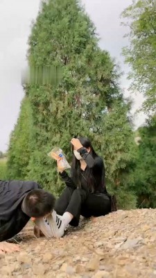 图片[8]_【悦主大大】户外贝壳头踩踏喂食_HD绳艺资源