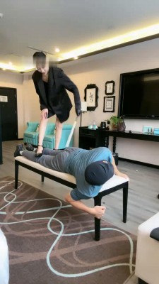 图片[2]_【苏御大大】挑战口嗨狗-各种鞭子绳艺技巧艺术装置sp-跺/耳光舔鞋底_HD绳艺资源