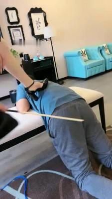 图片[4]_【苏御大大】挑战口嗨狗-各种鞭子绳艺技巧艺术装置sp-跺/耳光舔鞋底_HD绳艺资源