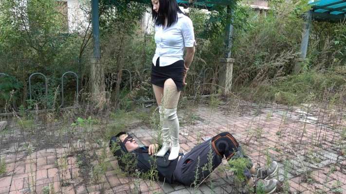 图片[7]_【彼岸花】女上司辞退男员工，男员工惨成为靴下奴_HD绳艺资源