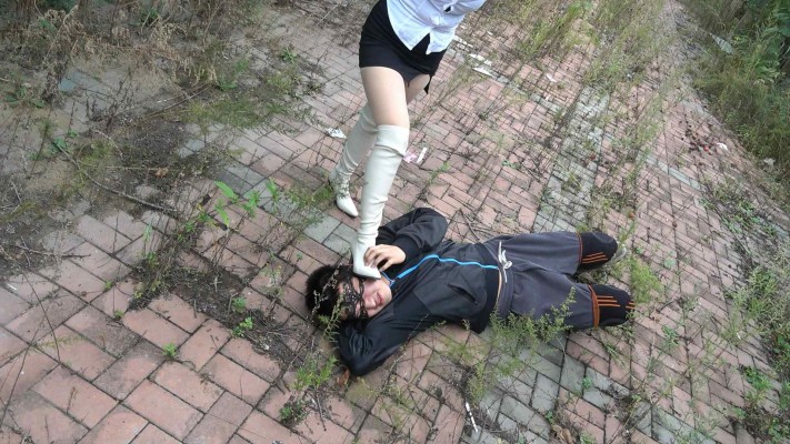 图片[9]_【彼岸花】女上司辞退男员工，男员工惨成为靴下奴_HD绳艺资源