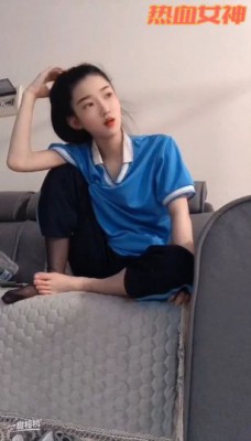 图片[3]_【热血女神】18岁绝美学生s校服女班长课后美脚羞辱你_HD绳艺资源