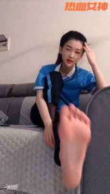 图片[9]_【热血女神】18岁绝美学生s校服女班长课后美脚羞辱你_HD绳艺资源