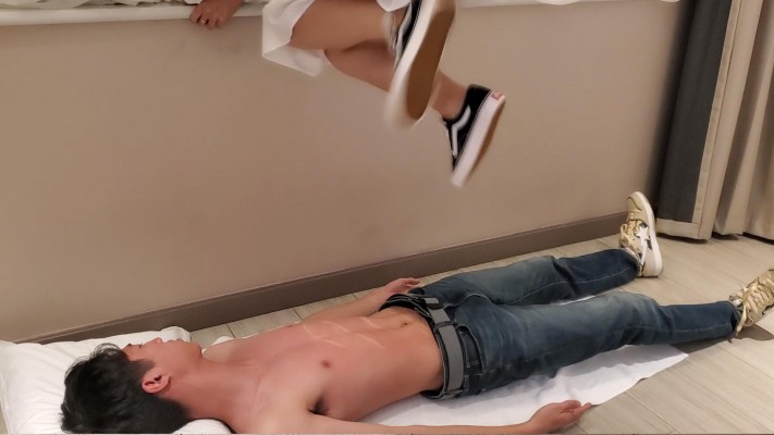 【橘子粥】万斯疯狂高空跳踩极瘦毯子_HD绳艺资源