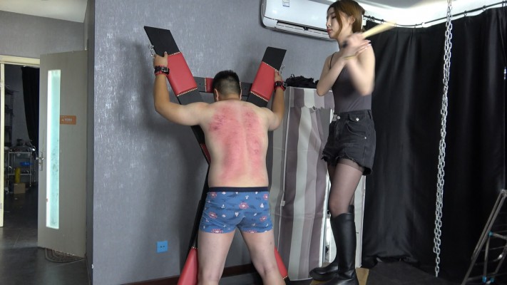 图片[9]_【领主老大】藤条暴抽壮狗_HD绳艺资源