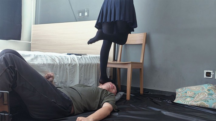 图片[4]_【红颜榜】航儿jk重度跳踩虐脸出血近距离喂食脚趾甲_HD绳艺资源