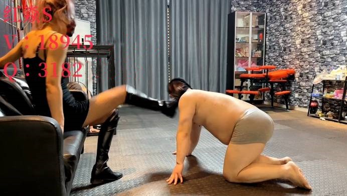 红焱S皮靴超高难度挑战踹脸踢打耳光干出血！_HD绳艺资源