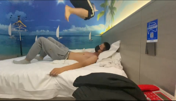 图片[5]_素人大学生全体重踮脚尖踩脖子跳踩肚子_HD绳艺资源