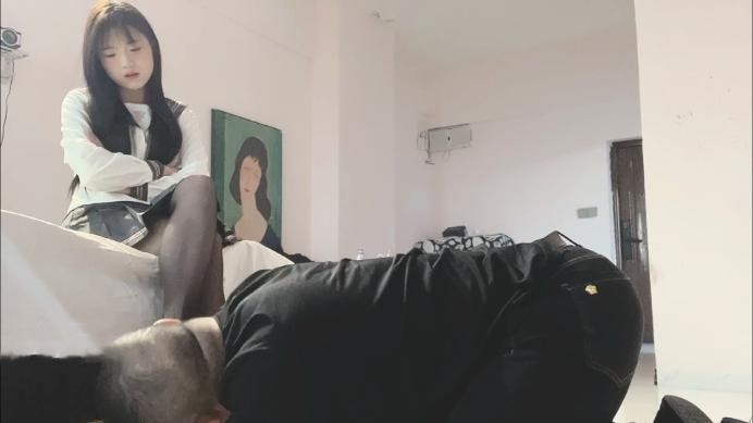 图片[3]_中韩混血女学生生董小姐仿日式女教师黑丝美脚羞辱邻家学生踢裆脚崇拜_HD绳艺资源