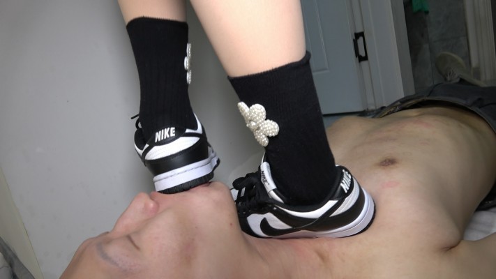 图片[11]_【冷鑫S】平底鞋踩狗头_HD绳艺资源