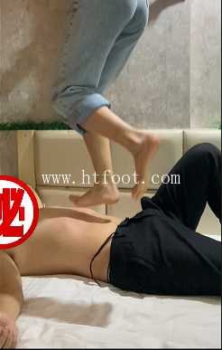 图片[1]_【真实】素人女大学生全体重跳踩单脚尖站立_HD绳艺资源