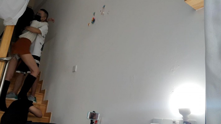 图片[14]_双机位小鱼女神情侣主边KISS边踩头羞辱追求者舔靴子_HD绳艺资源