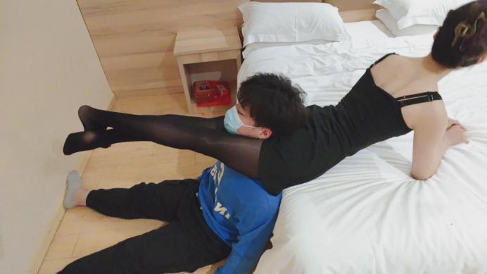 图片[7]_死亡家教课之黑丝腿绞杀学生深度晕厥！-中文字幕【婉儿原创】_HD绳艺资源