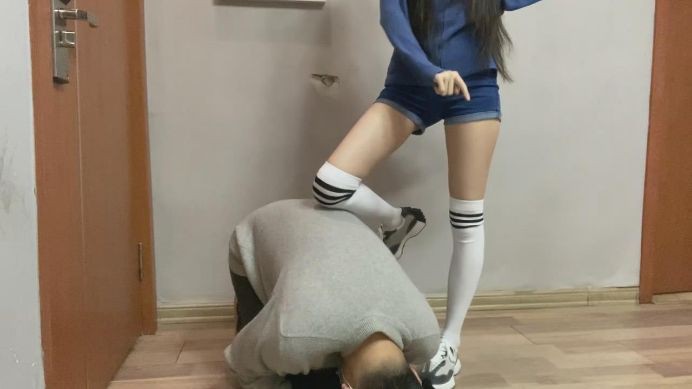 图片[18]_诗曼 活力美女房主超狠踢裆小男生_HD绳艺资源