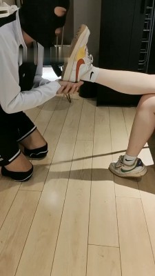 图片[3]_【青岛00后】脏鞋臭脚清理干净_HD绳艺资源