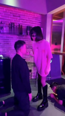 图片[3]_【虫虫】长靴S-双奴下跪伺候/互虐_HD绳艺资源