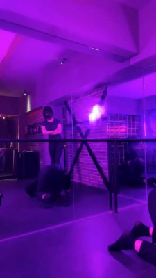 【虫虫】耳光踩踏转胯/呼吸控制_HD绳艺资源