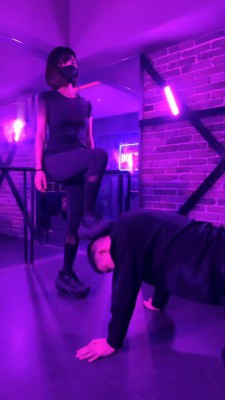 图片[8]_【虫虫】耳光踩踏转胯/呼吸控制_HD绳艺资源