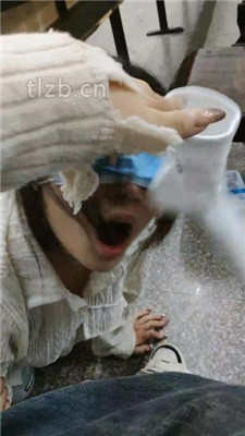 图片[1]_【爱可呀】教室开发素人S-母畜-跪舔多人多双脏鞋 bf34999_HD绳艺资源